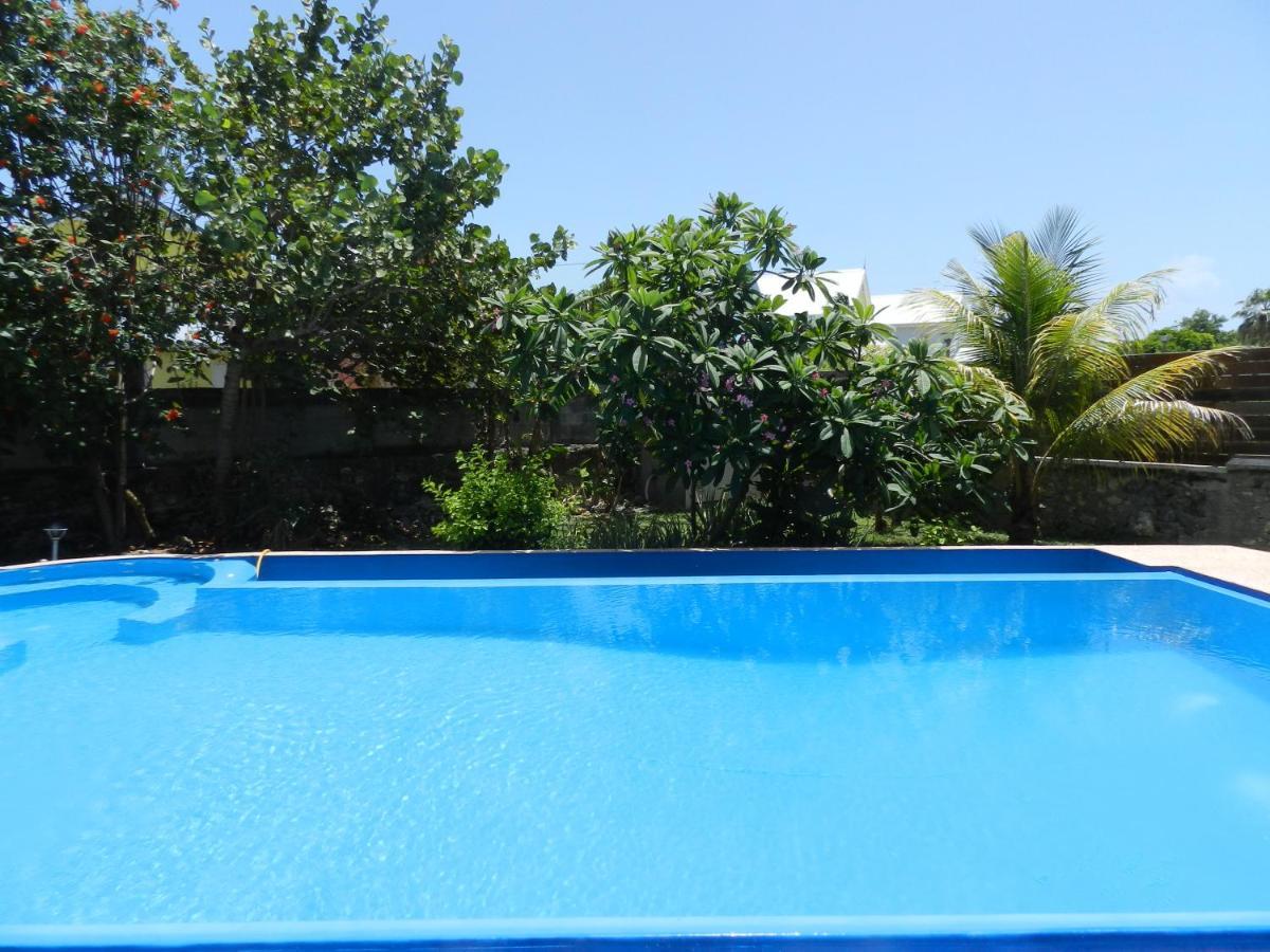 Villa Le Bord Bleu Le Moule Exterior foto
